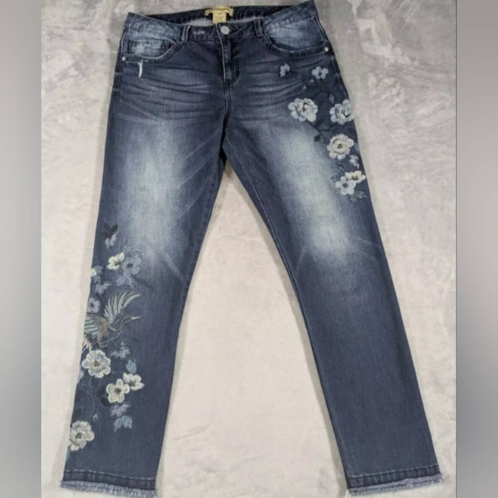 Democracy Brand Embroidered Floral Jeans 12 - Picture 4 of 7